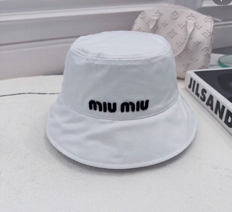M*um*u